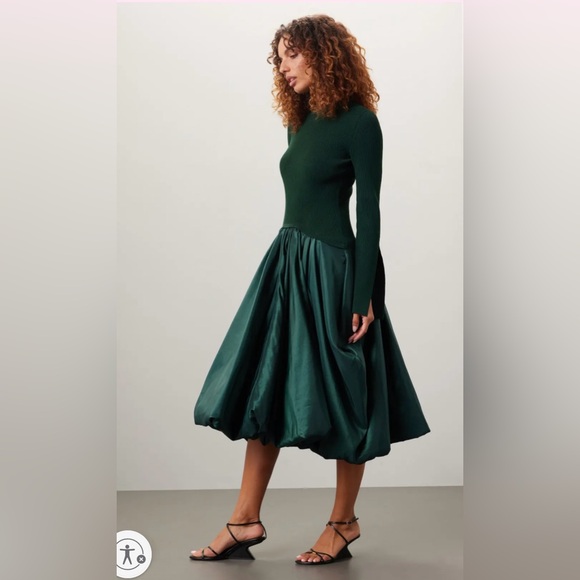Elegant Dark Green Long Sleeve Dress - Picture 2 of 11